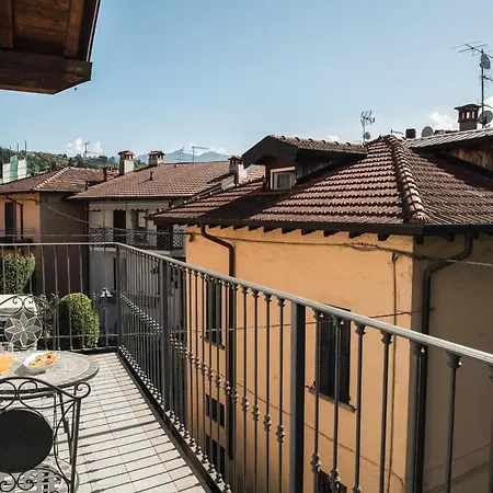 Nyaraló Al - Tremezzo, Tremezzina By Lovecomo